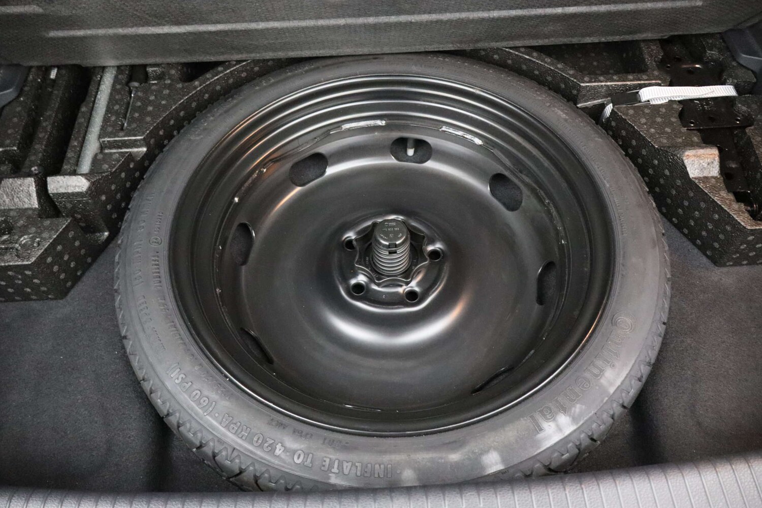 Used Volkswagen Golf 2017 for sale - 77621930: Photo 64