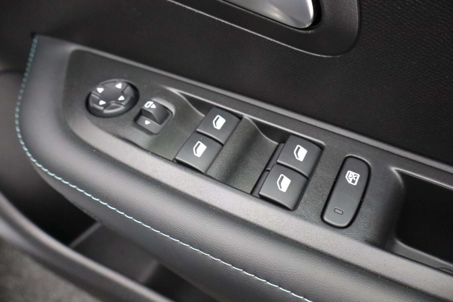 Used Peugeot 208 2023 for sale - 77129056: Photo 21