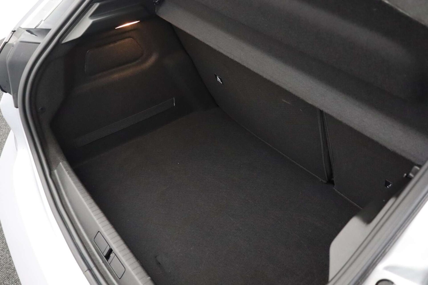 Used Peugeot 208 2023 for sale - 77129056: Photo 43