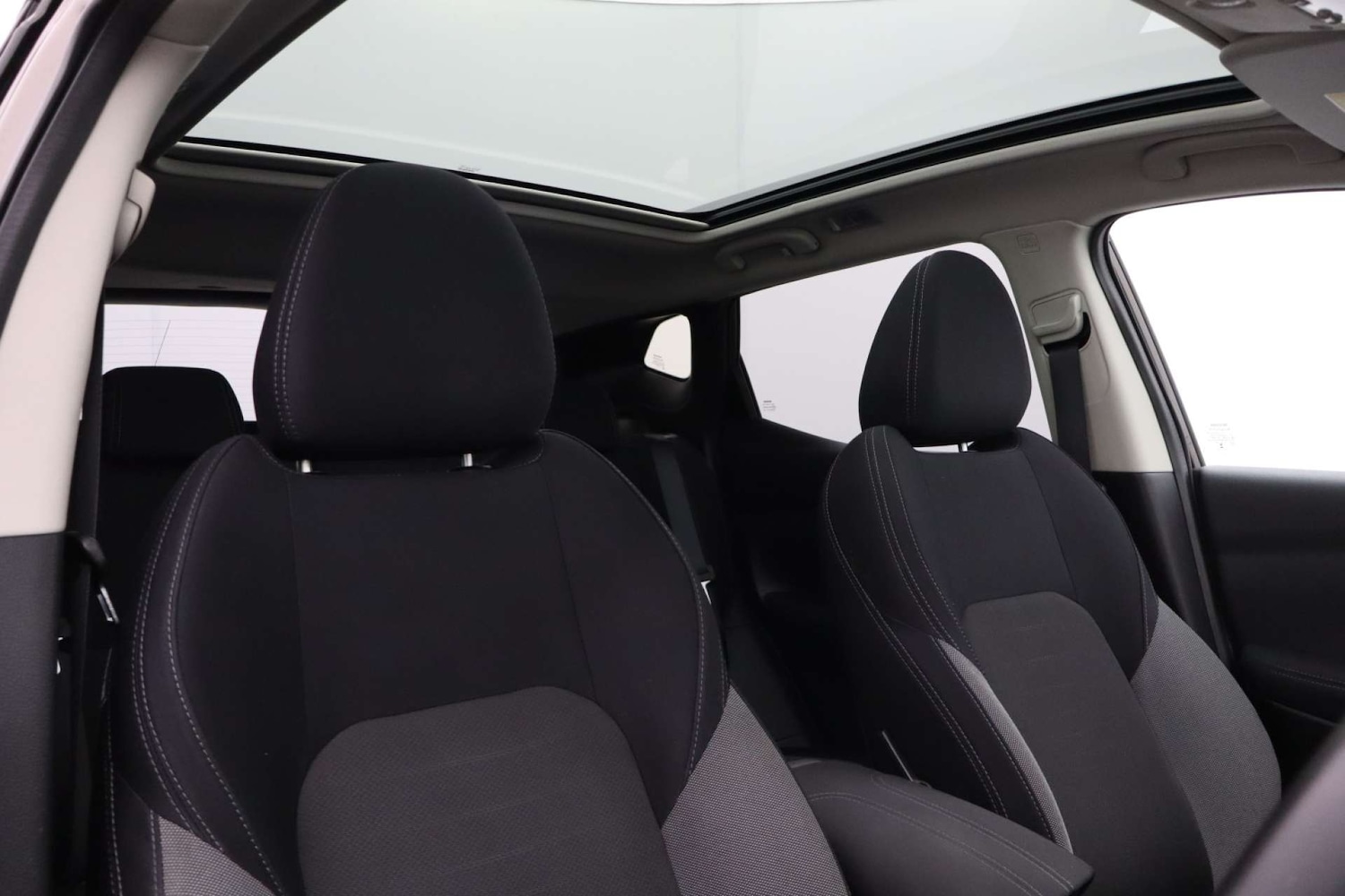 Used Nissan Qashqai 2017 for sale - 76481376: Photo 13