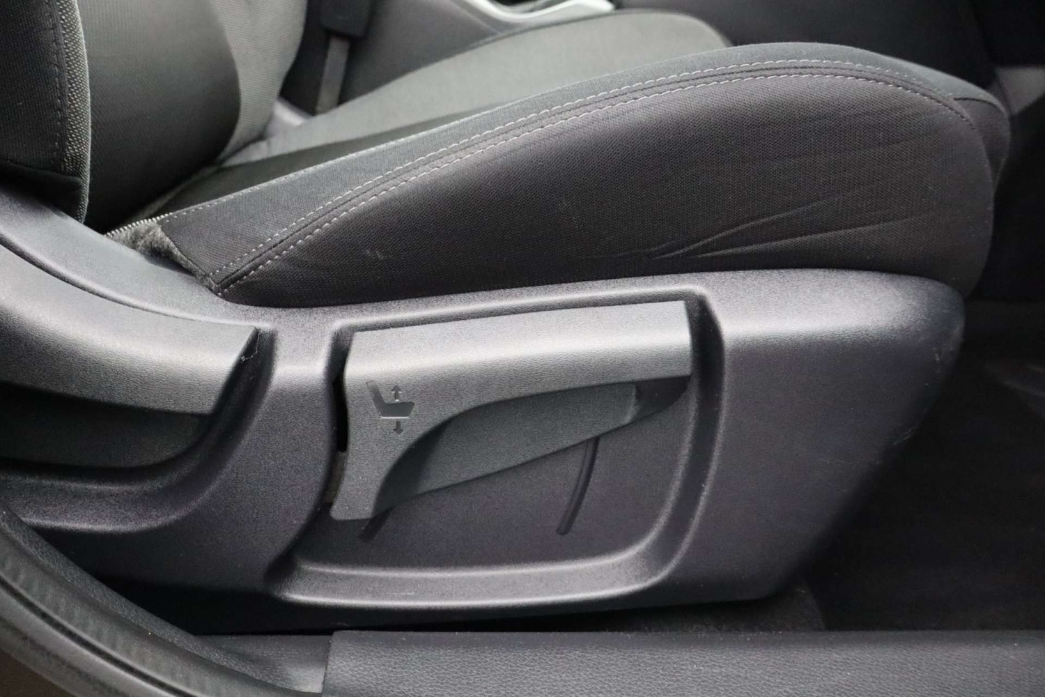 Used Nissan Qashqai 2017 for sale - 76481376: Photo 14