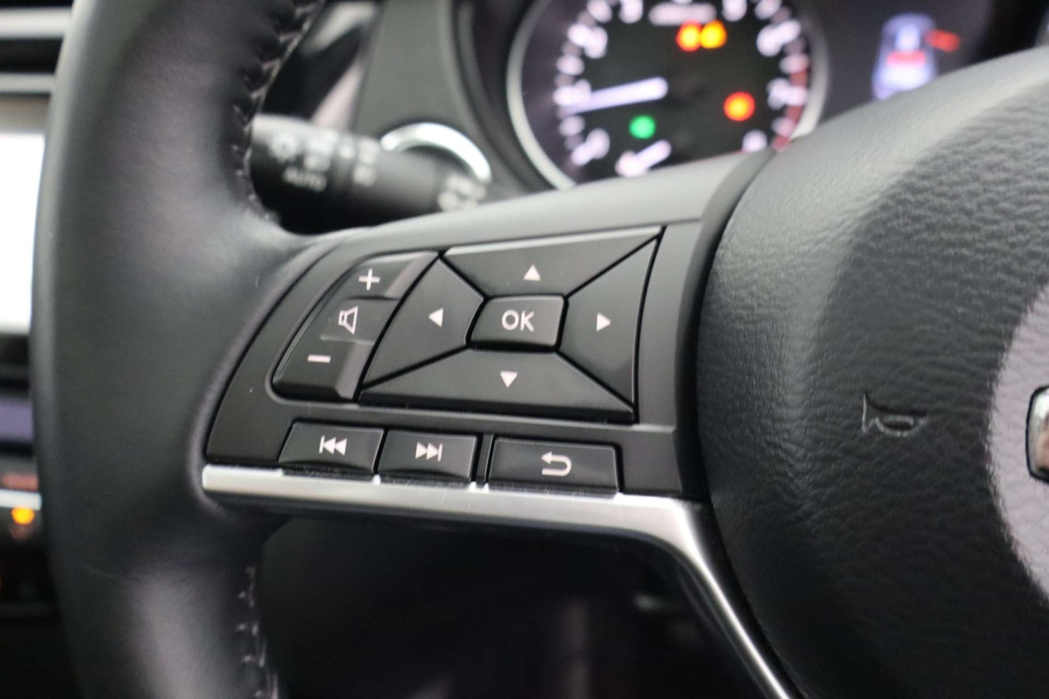 Used Nissan Qashqai 2017 for sale - 76481376: Photo 37