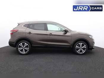 Used Nissan Qashqai 2017 for sale - 76481376: Photo