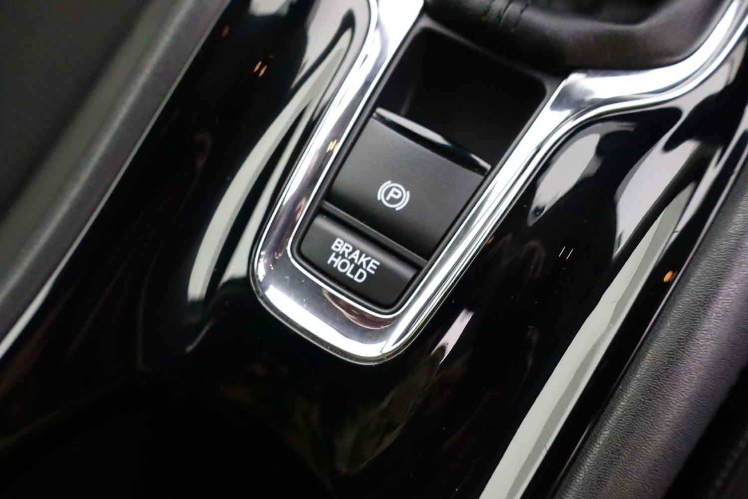 Used Honda HR-V 2019 for sale - 76881606: Photo 50