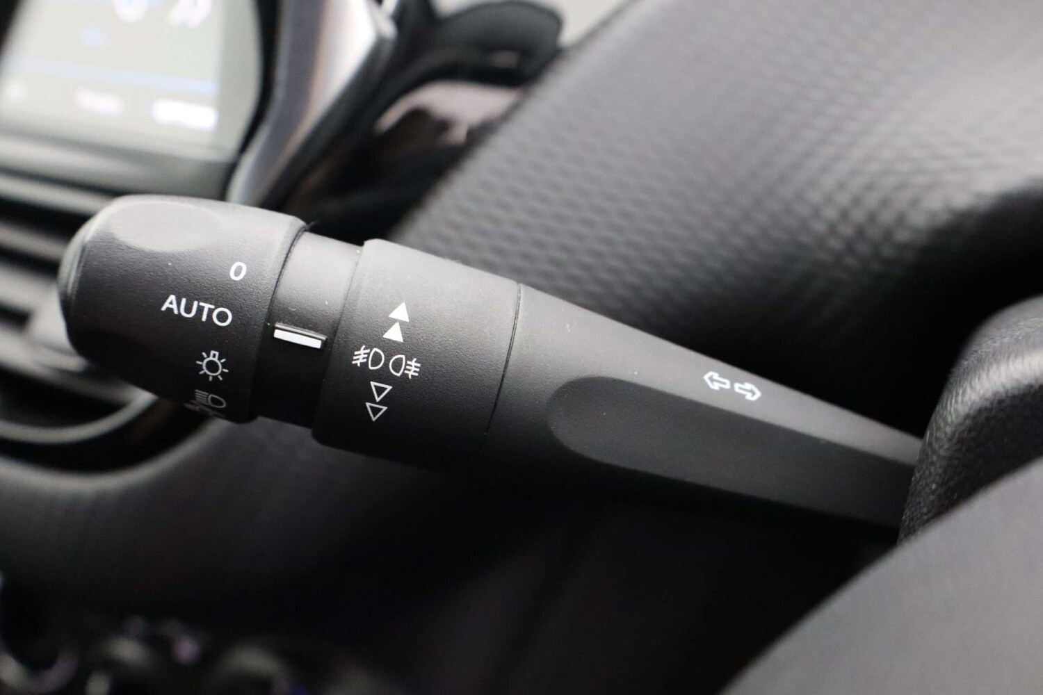 Used Peugeot 208 2019 for sale - 76182612: Photo 27