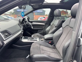 Used Audi Q5 2018 for sale - 77504090: Photo