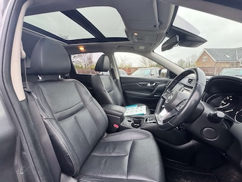 Used Nissan X-Trail 2017 for sale - 77301713: Photo