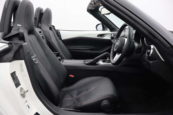 Used Mazda MX-5 2016 for sale - 76182677: Photo 2