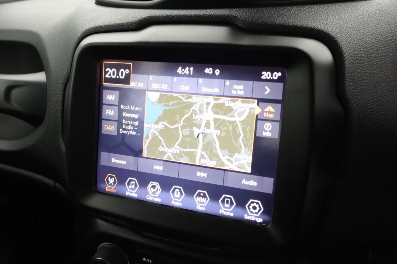 Used Jeep Renegade 2021 for sale - 76422516: Photo 15