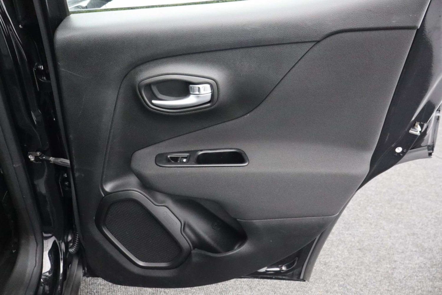 Used Jeep Renegade 2021 for sale - 76422516: Photo 21