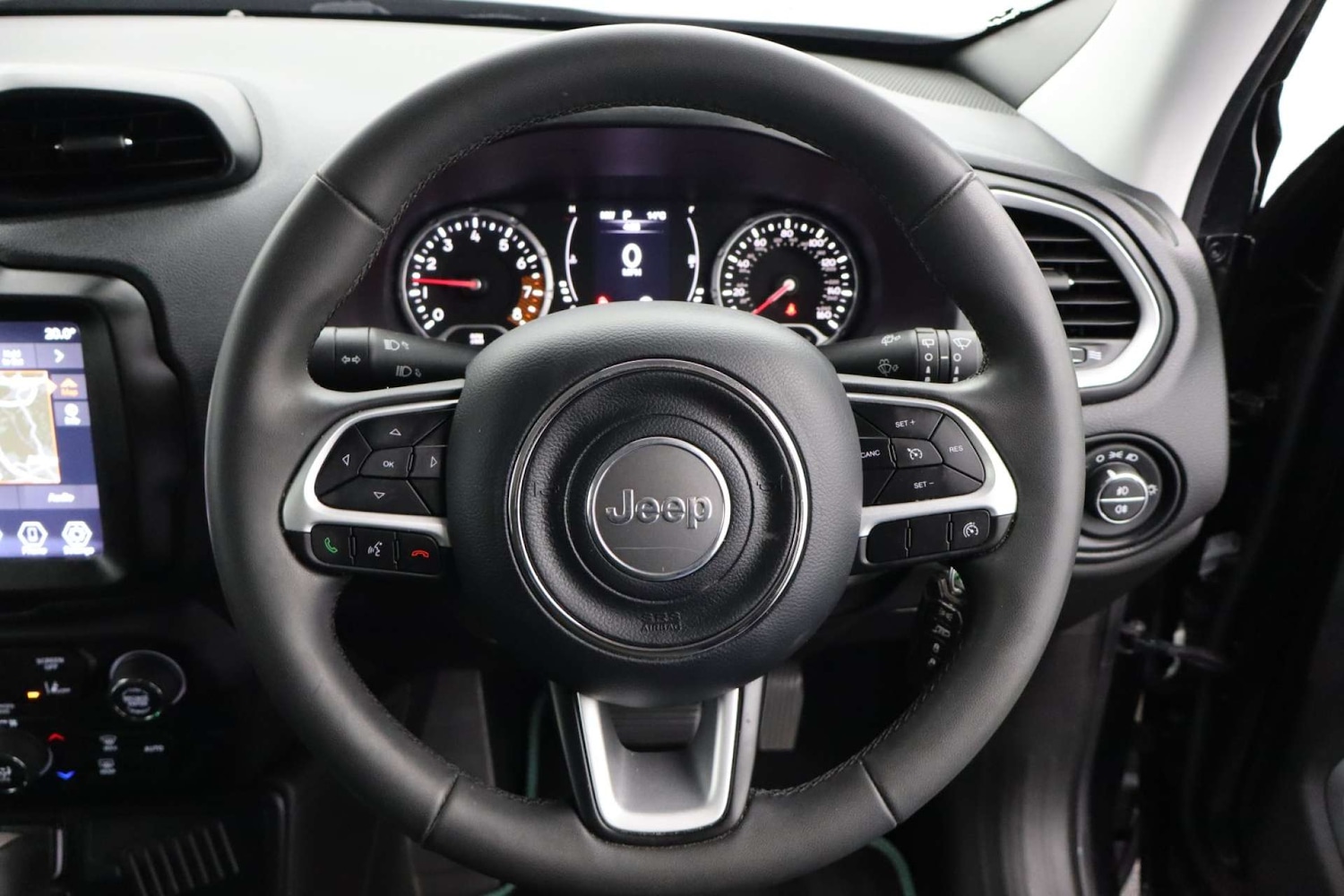 Used Jeep Renegade 2021 for sale - 76422516: Photo 34