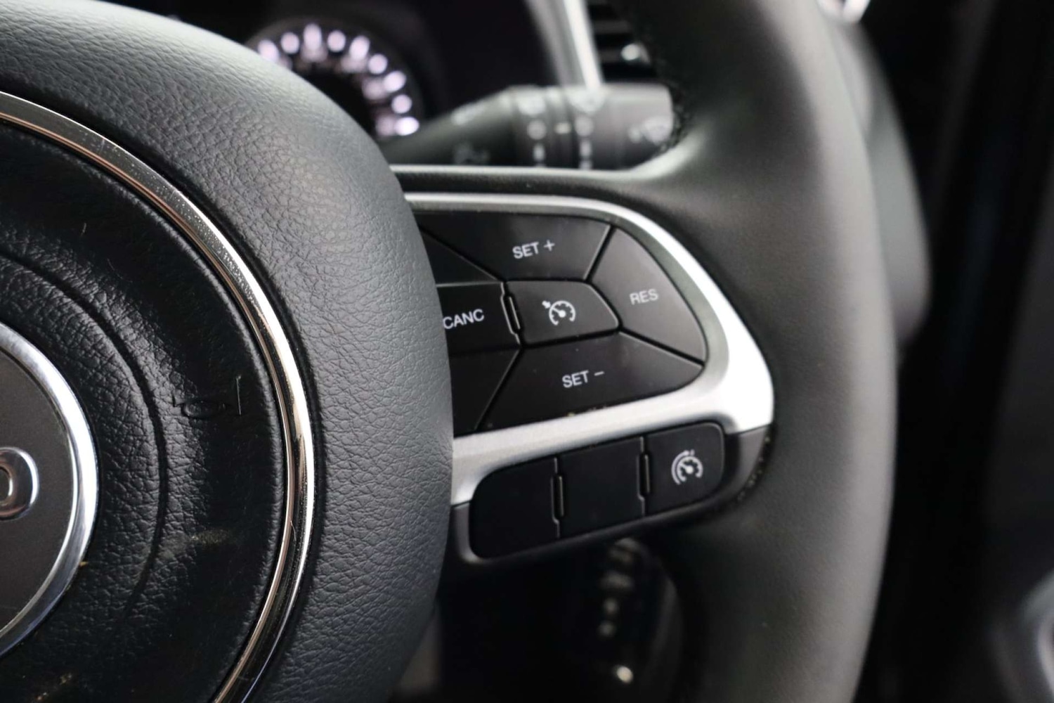 Used Jeep Renegade 2021 for sale - 76422516: Photo 40