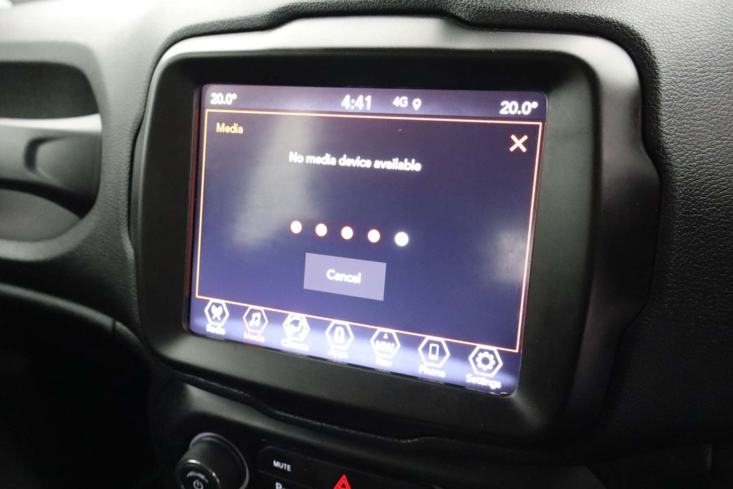 Used Jeep Renegade 2021 for sale - 76422516: Photo 43