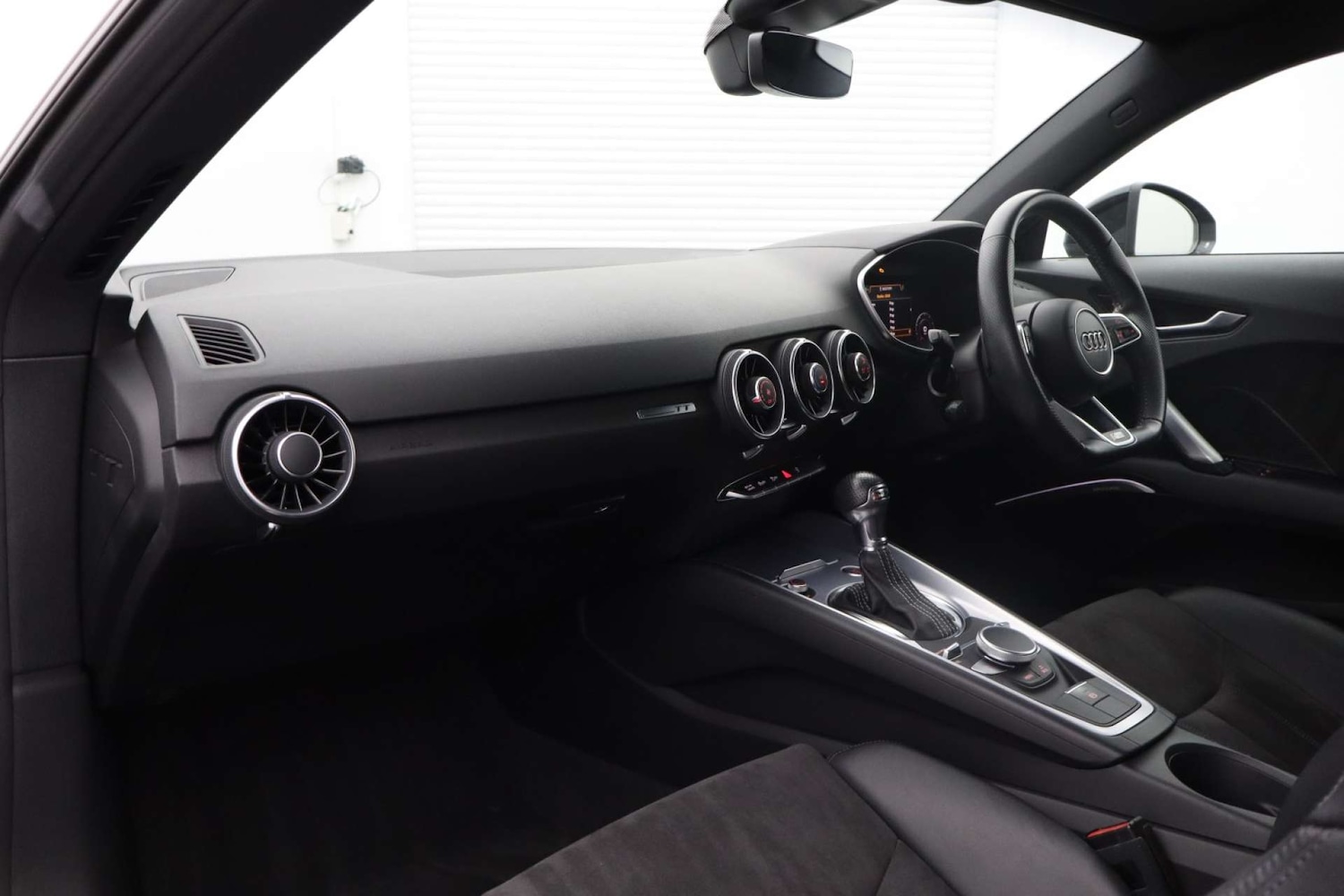 Used Audi TT 2017 for sale - 76601674: Photo 27