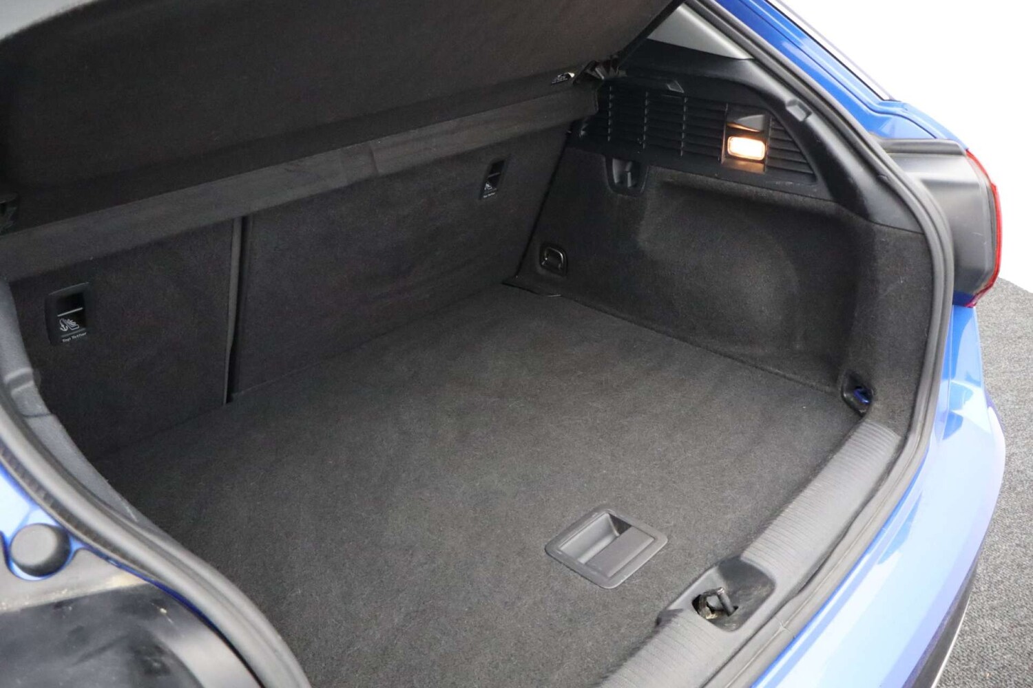 Used Audi Q2 2020 for sale - 76182655: Photo 43