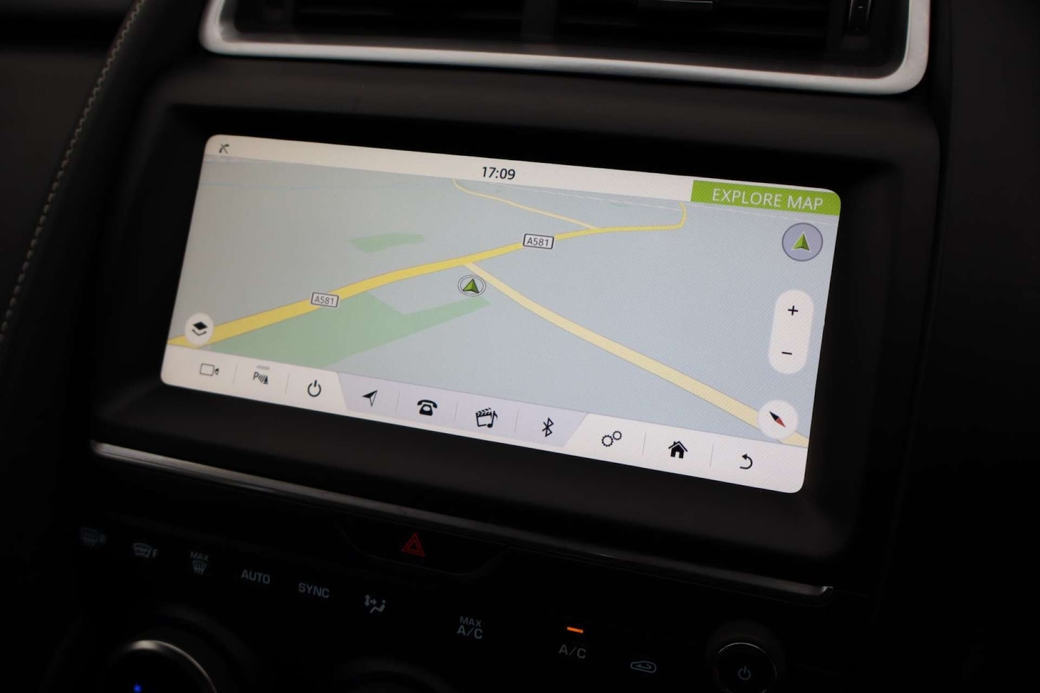 Used Jaguar E-Pace 2018 for sale - 76182624: Photo 13