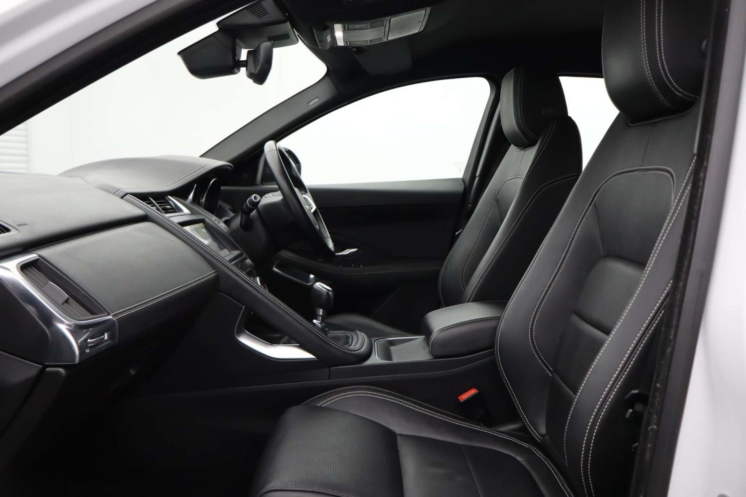 Used Jaguar E-Pace 2018 for sale - 76182624: Photo 25