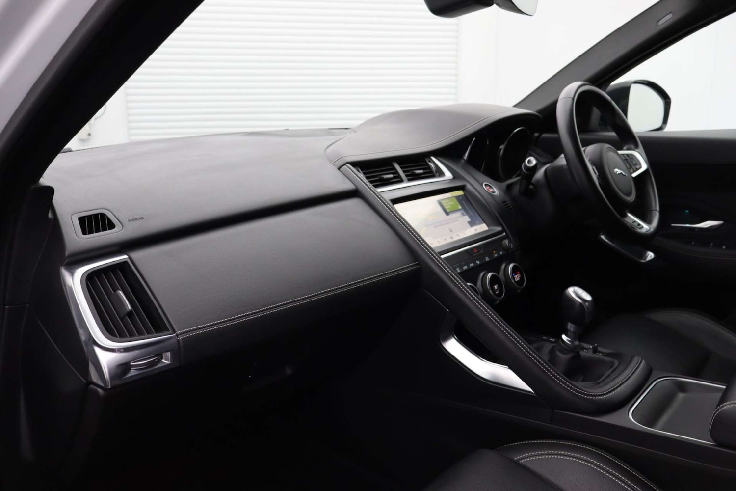 Used Jaguar E-Pace 2018 for sale - 76182624: Photo 26