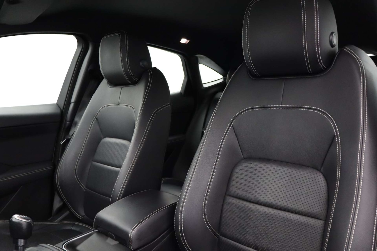 Used Jaguar E-Pace 2018 for sale - 76182624: Photo 27