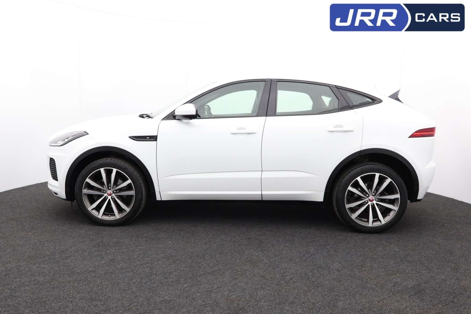 Used Jaguar E-Pace 2018 for sale - 76182624: Photo 4
