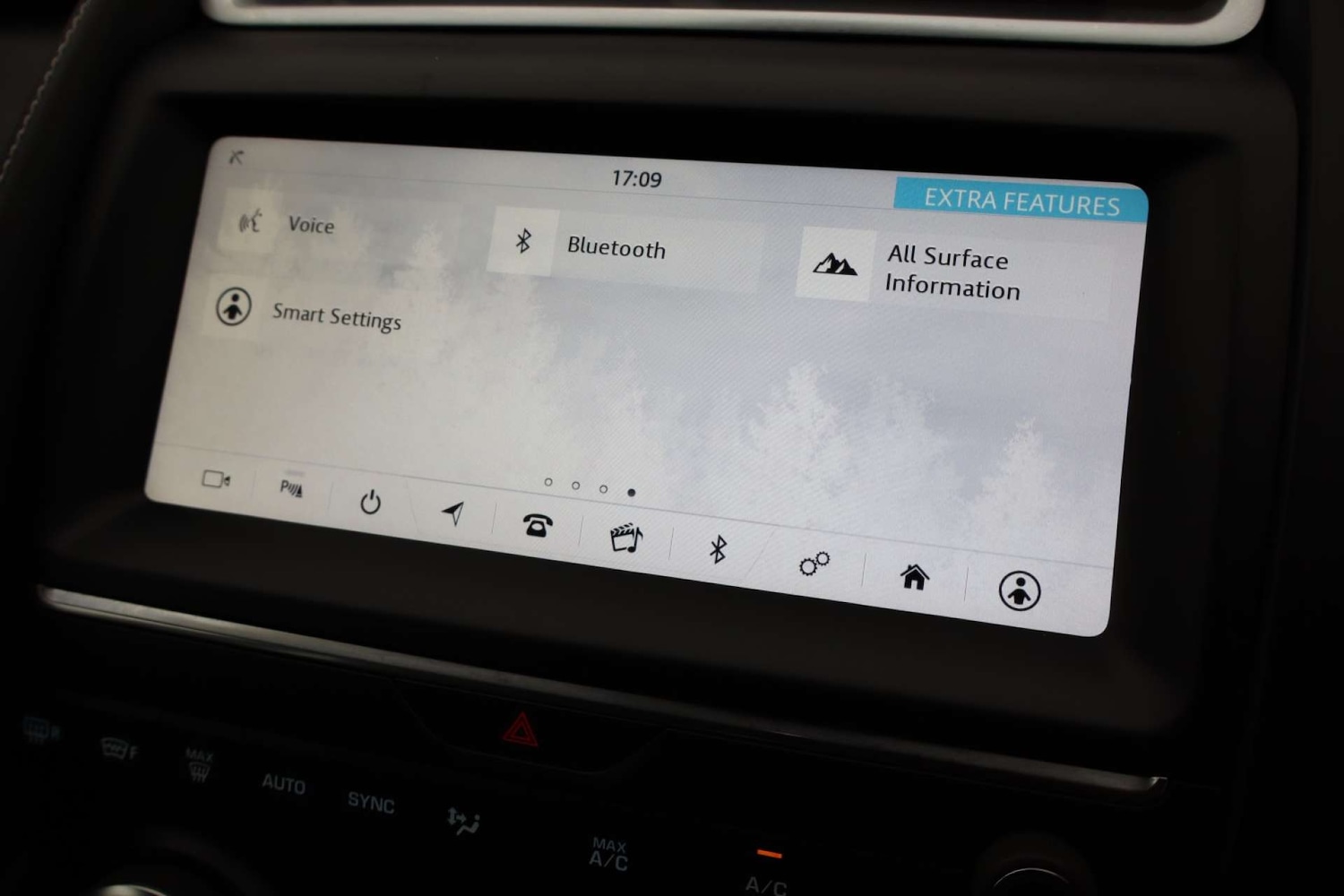 Used Jaguar E-Pace 2018 for sale - 76182624: Photo 41