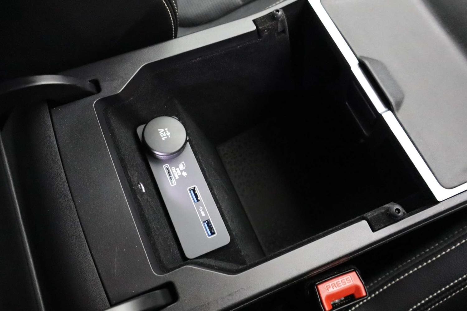 Used Jaguar E-Pace 2018 for sale - 76182624: Photo 47