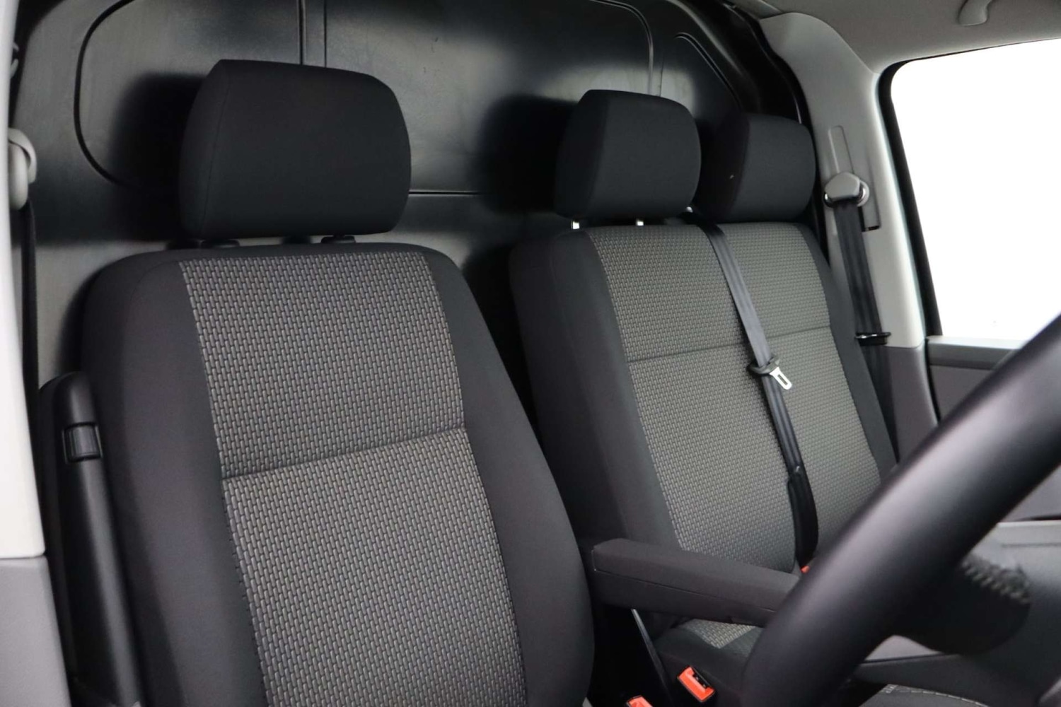 Used Volkswagen Transporter 2023 for sale - 76182720: Photo 11