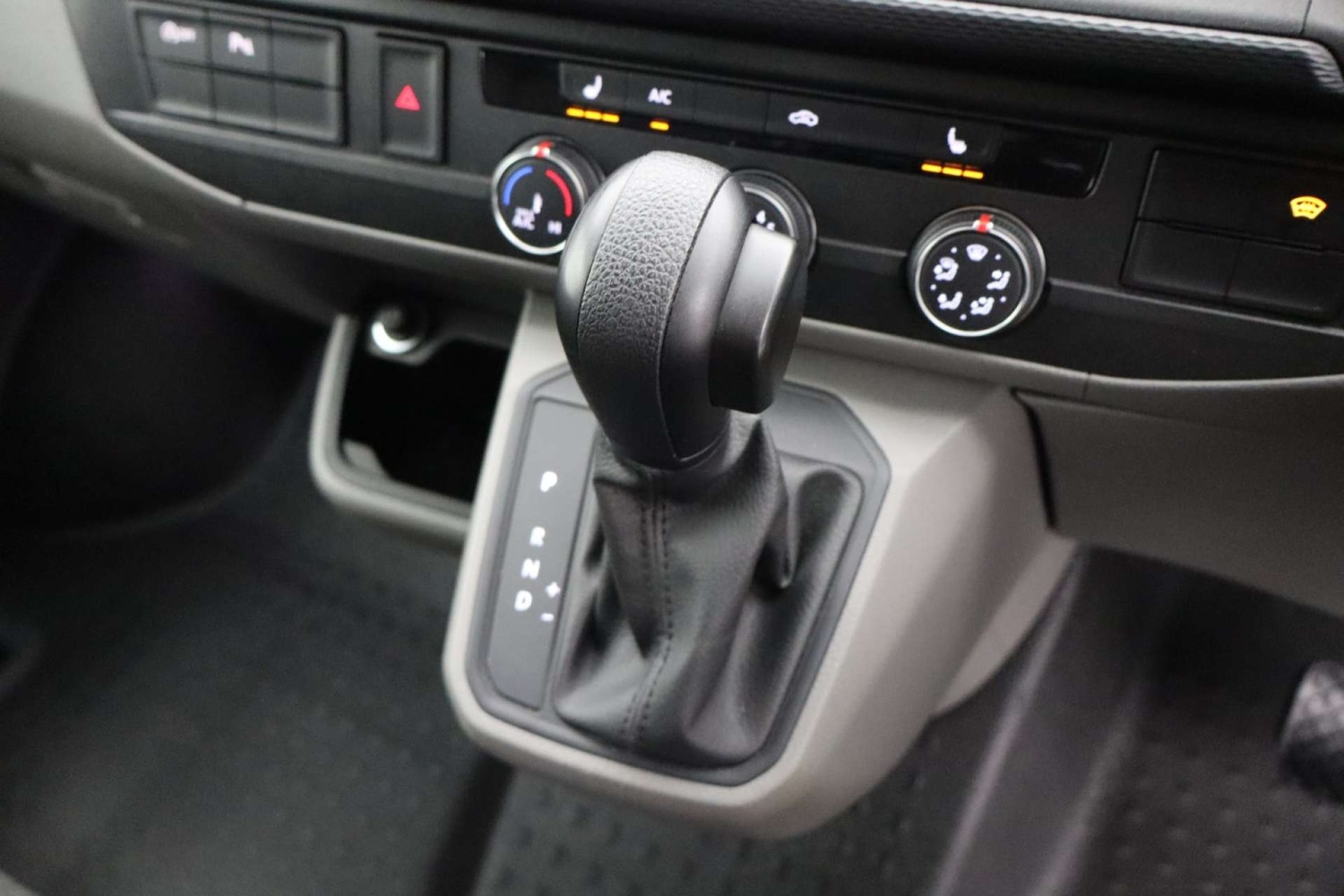 Used Volkswagen Transporter 2023 for sale - 76182720: Photo 17