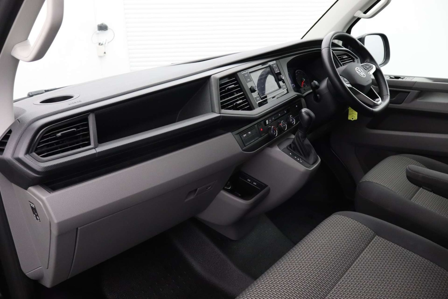 Used Volkswagen Transporter 2023 for sale - 76182720: Photo 33