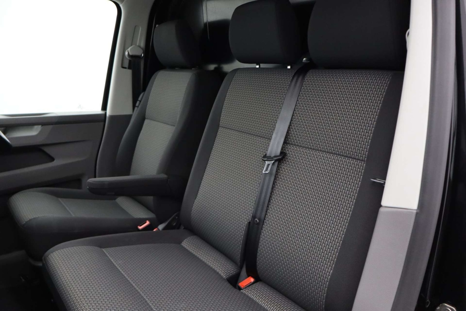 Used Volkswagen Transporter 2023 for sale - 76182720: Photo 34