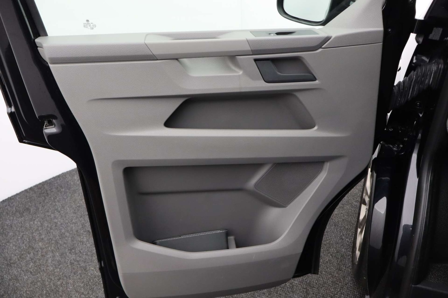 Used Volkswagen Transporter 2023 for sale - 76182720: Photo 38