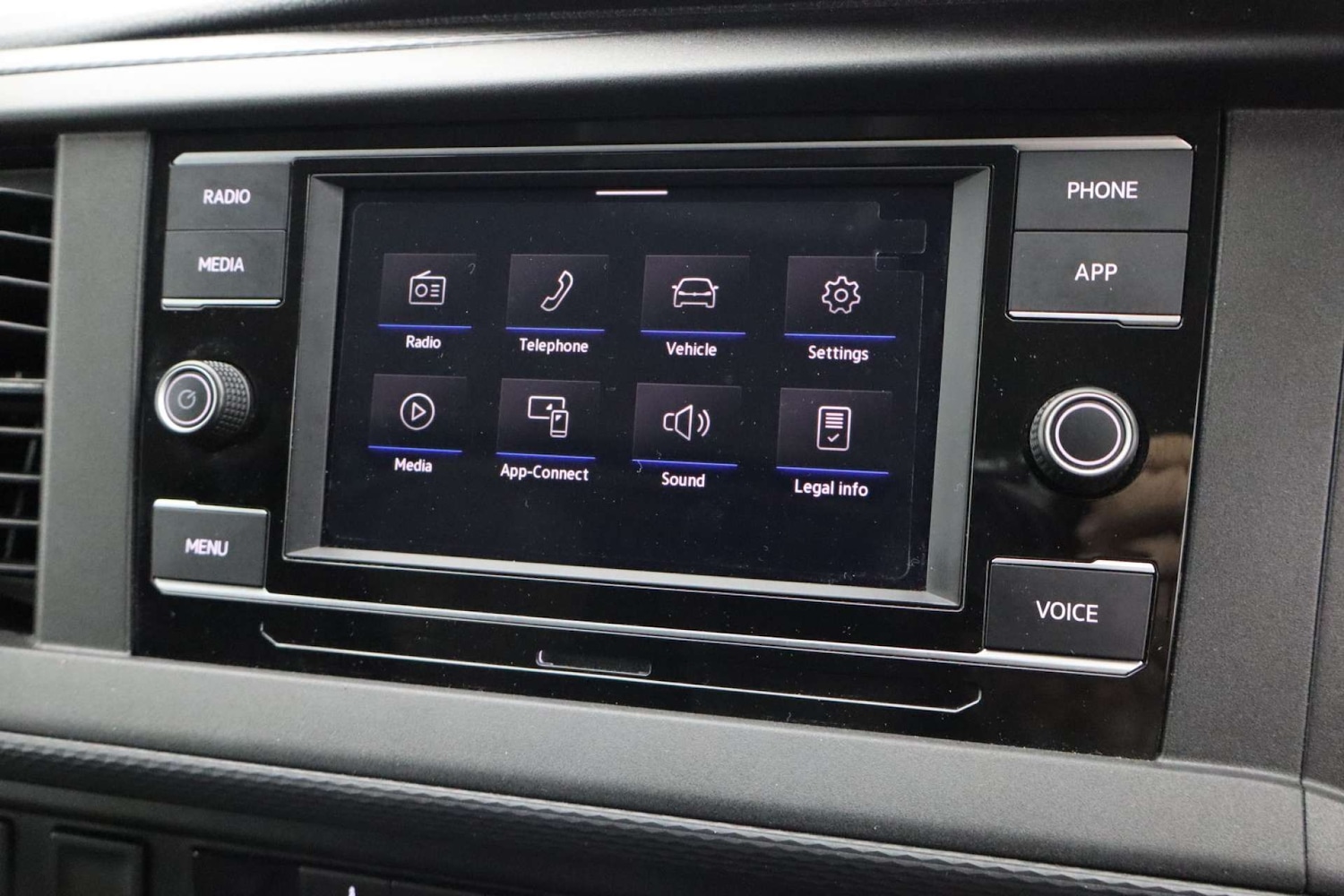 Used Volkswagen Transporter 2023 for sale - 76182720: Photo 48