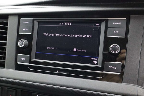 Used Volkswagen Transporter 2023 for sale - 76182720: Photo 50