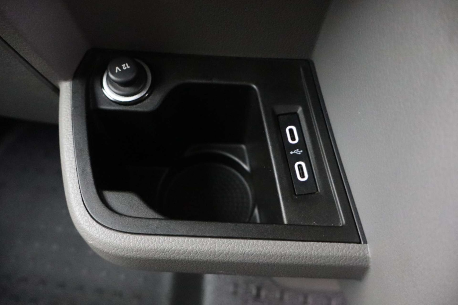 Used Volkswagen Transporter 2023 for sale - 76182720: Photo 51