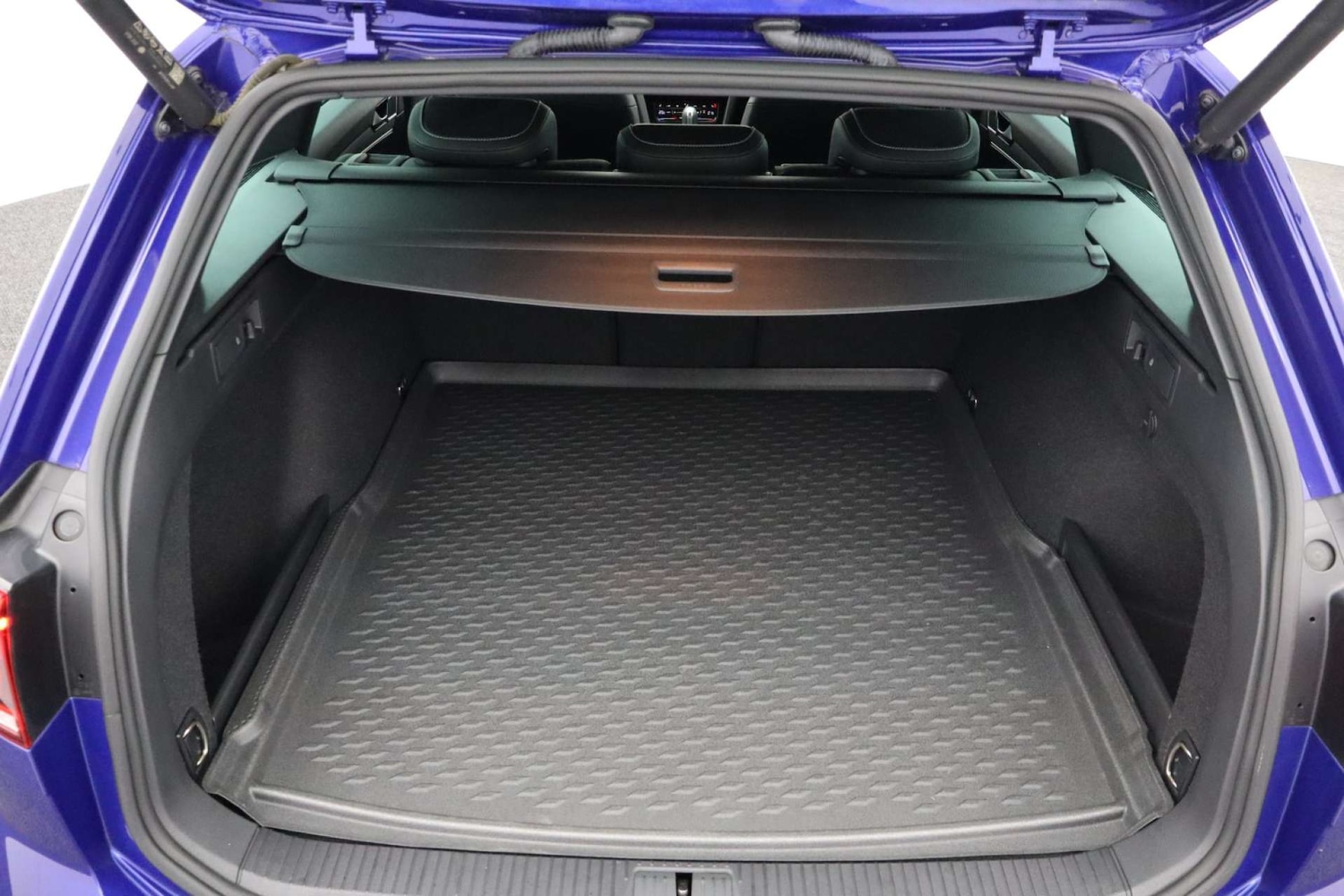 Used Volkswagen Passat 2023 for sale - 76601850: Photo 19