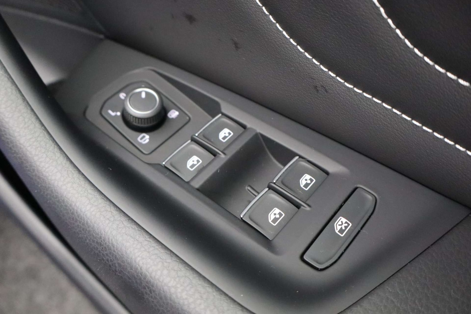 Used Volkswagen Passat 2023 for sale - 76601850: Photo 21