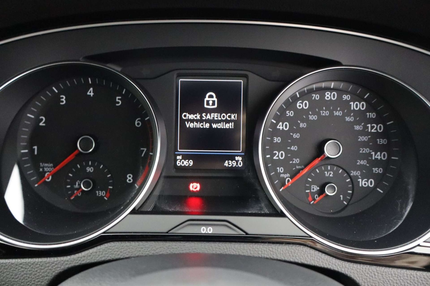 Used Volkswagen Passat 2023 for sale - 76601850: Photo 26