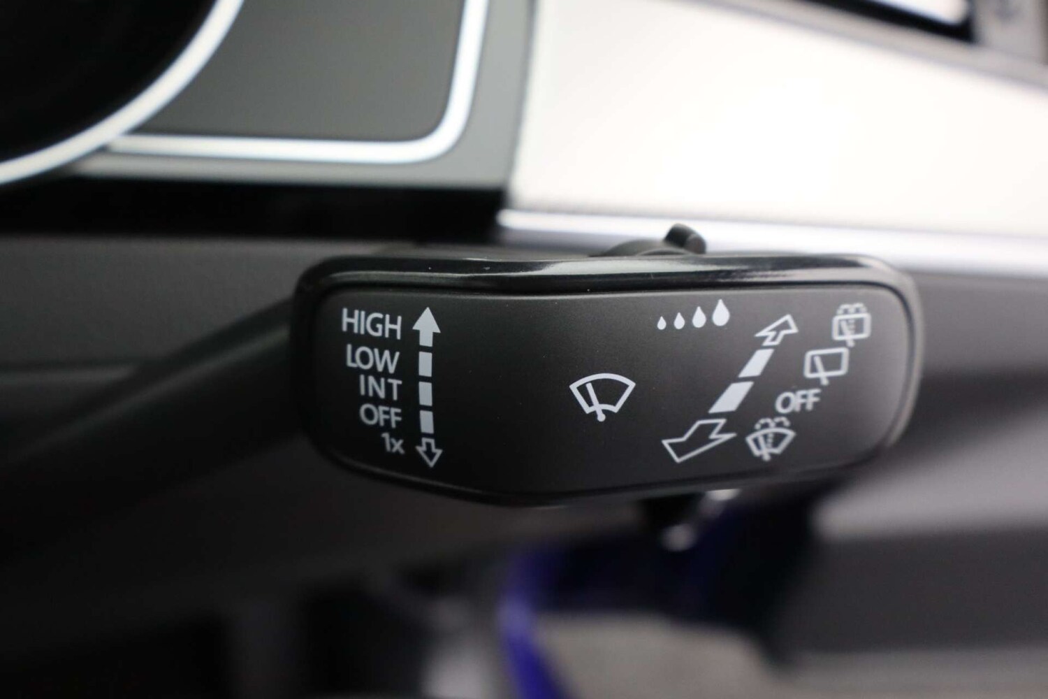 Used Volkswagen Passat 2023 for sale - 76601850: Photo 29