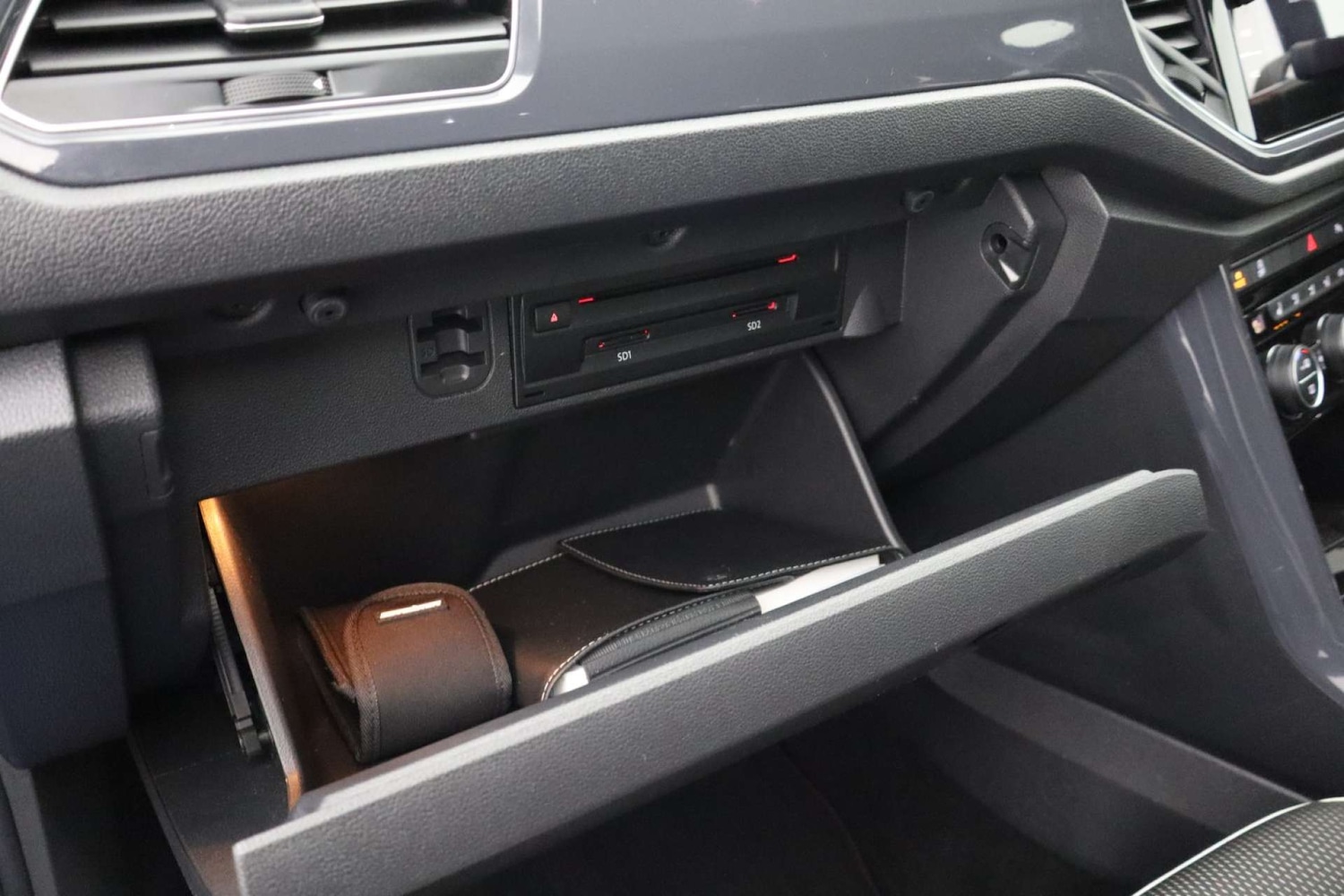 Used Volkswagen T-Roc 2018 for sale - 76694788: Photo 53