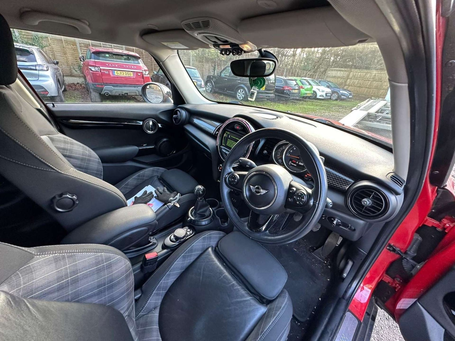 Used MINI Hatch 2017 for sale - 76919199: Photo 2