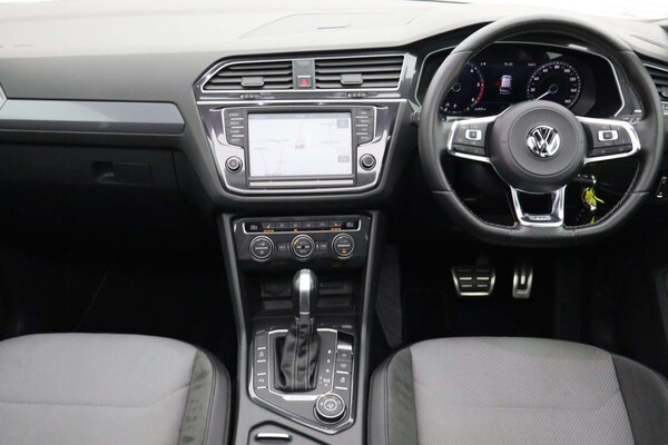 Used Volkswagen Tiguan 2016 for sale - 76182700: Photo 15