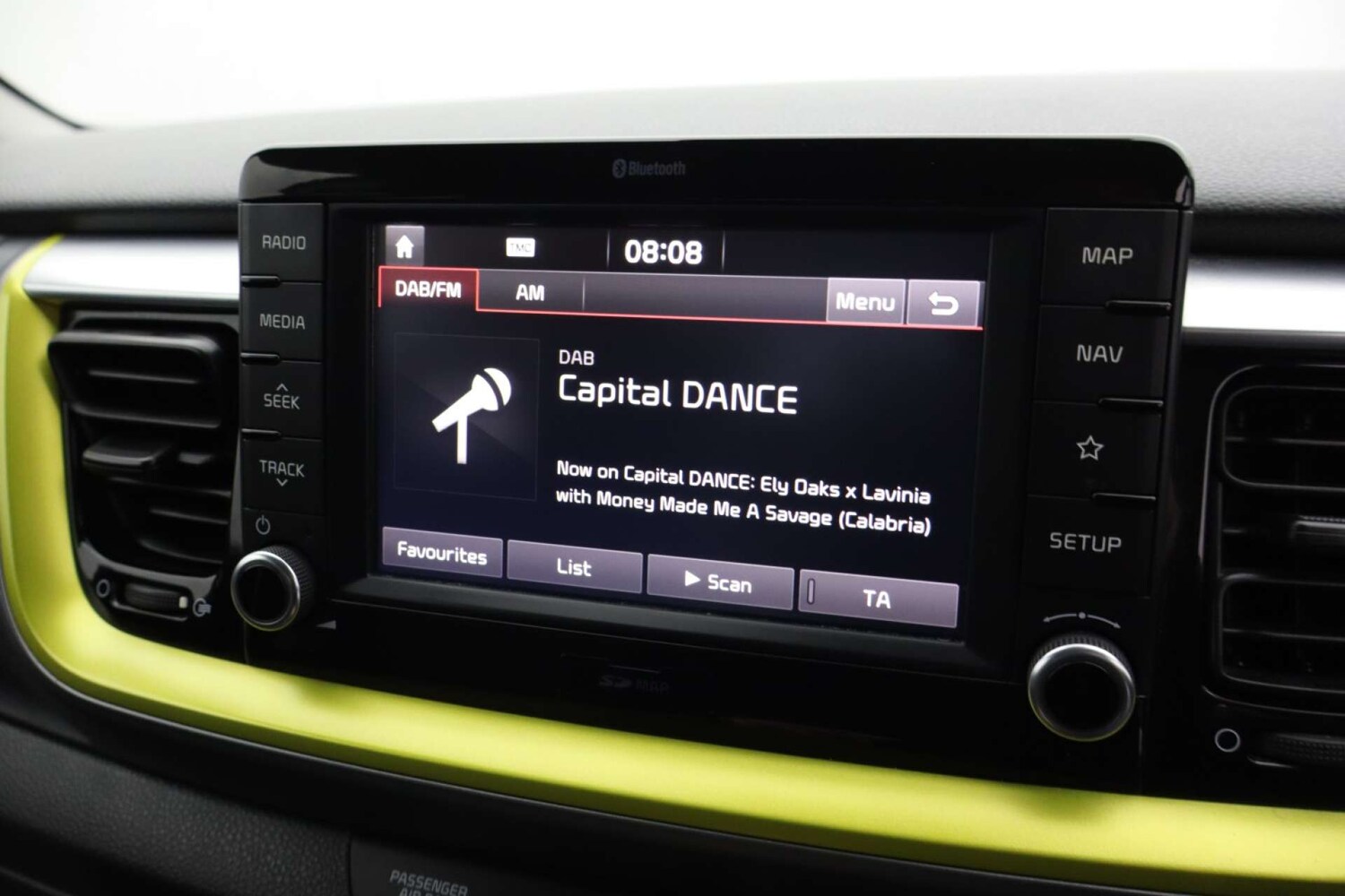 Used Kia Stonic 2018 for sale - 76481375: Photo 16