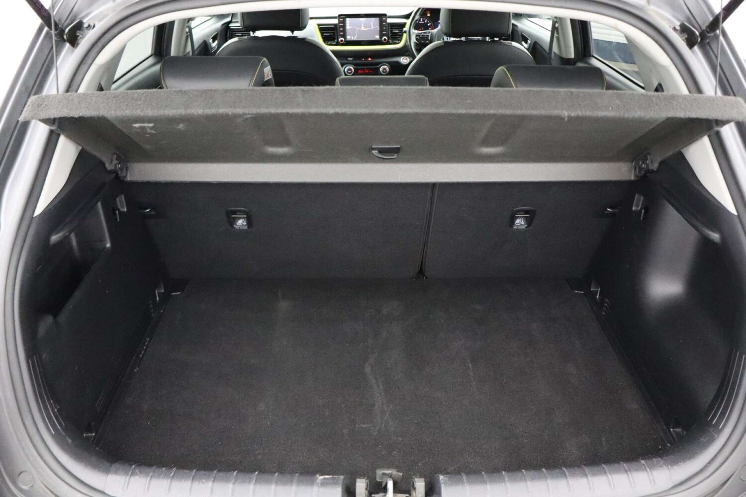 Used Kia Stonic 2018 for sale - 76481375: Photo 24