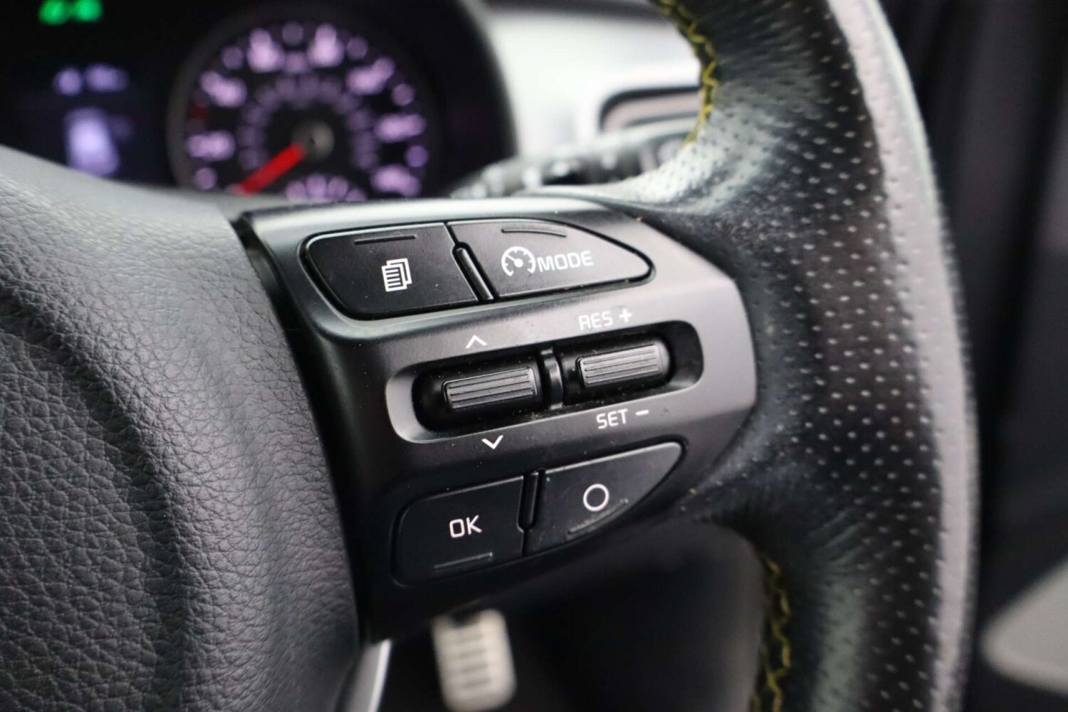 Used Kia Stonic 2018 for sale - 76481375: Photo 41