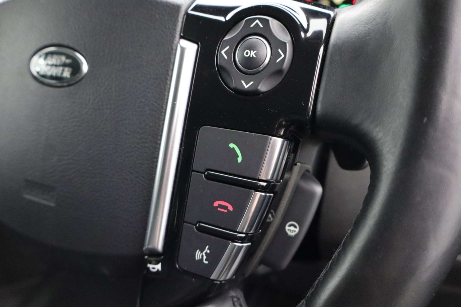 Used Land Rover Discovery 2015 for sale - 76182658: Photo 21