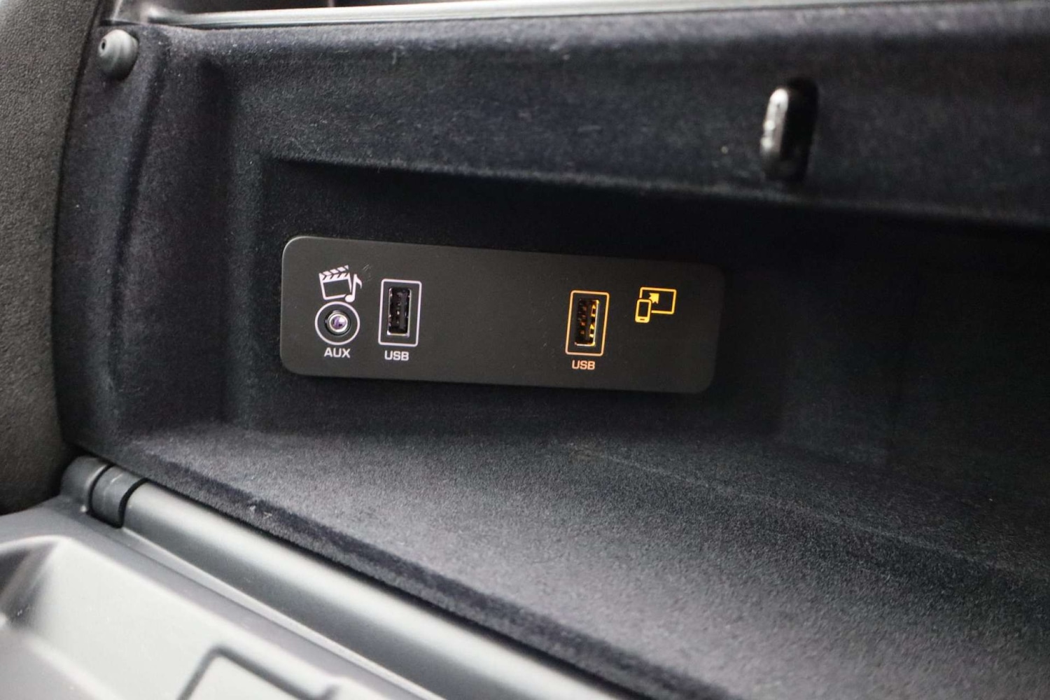 Used Land Rover Discovery 2015 for sale - 76182658: Photo 38