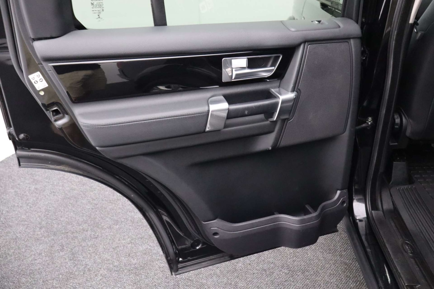 Used Land Rover Discovery 2015 for sale - 76182658: Photo 40