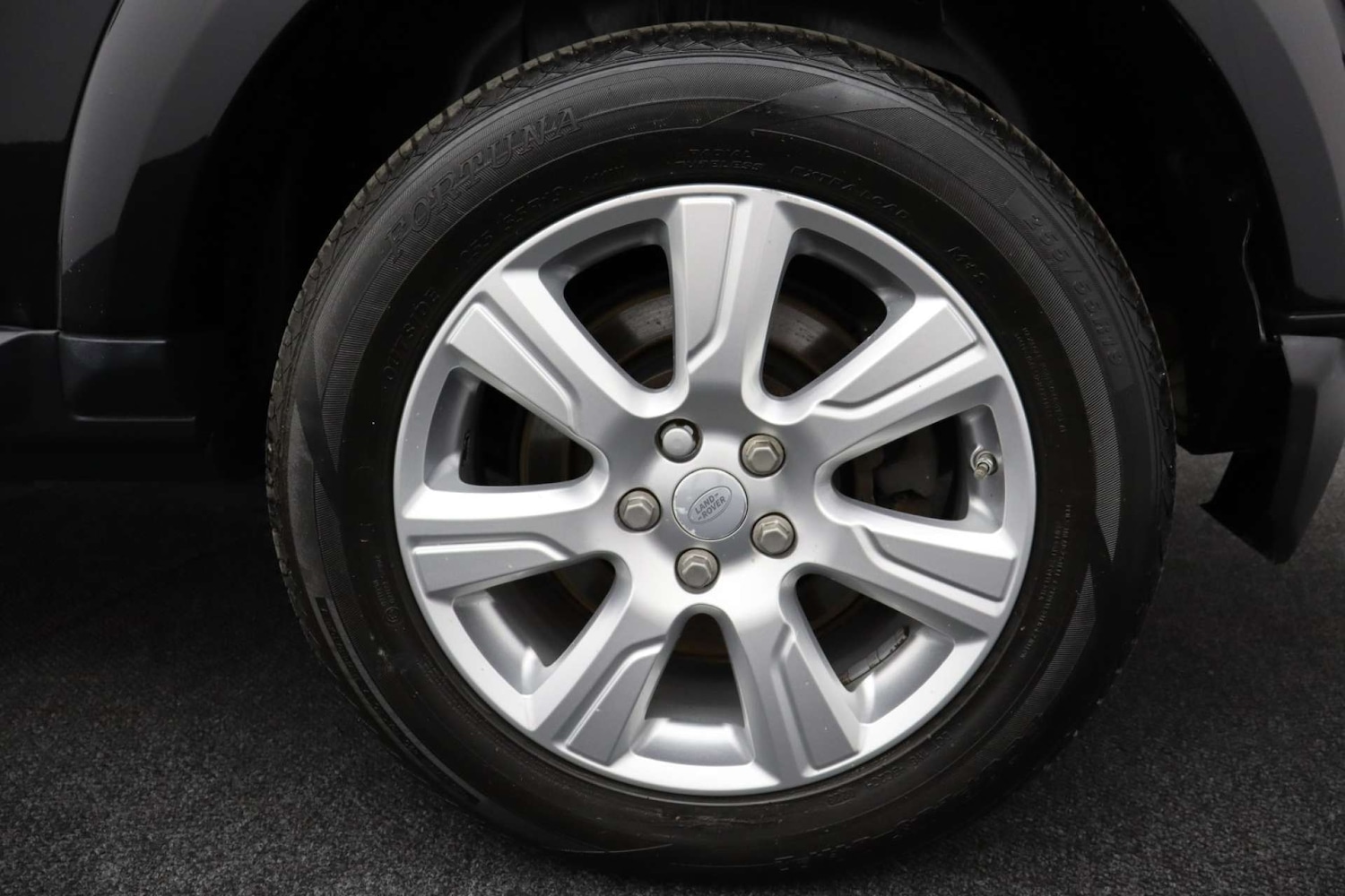 Used Land Rover Discovery 2015 for sale - 76182658: Photo 45