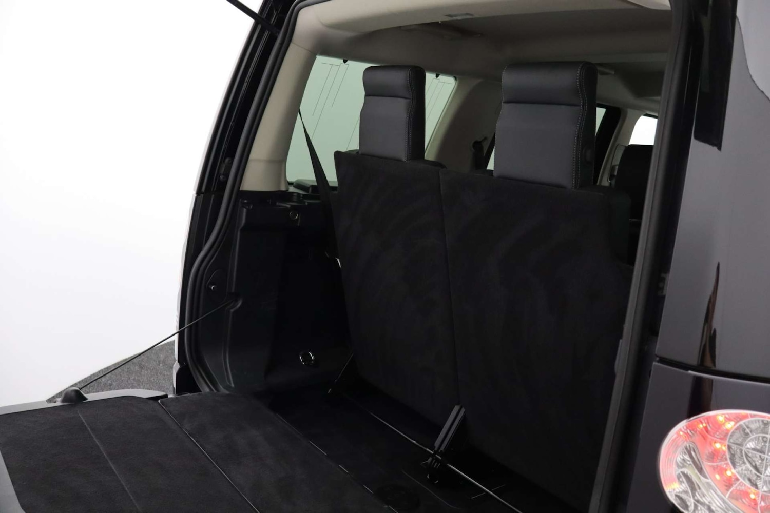 Used Land Rover Discovery 2015 for sale - 76182658: Photo 56
