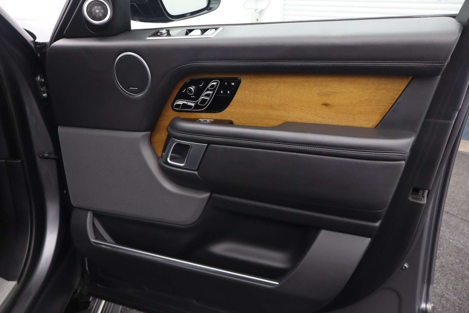 Used Land Rover Range Rover 2020 for sale - 77129073: Photo 44